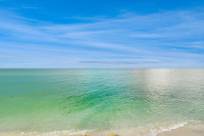 Blissful Beach Retreat Super